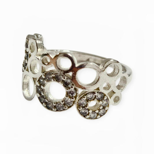 Anillo con circulos